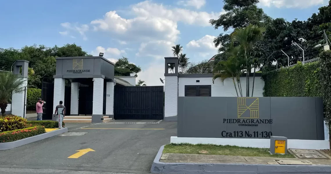 Condominio PIEDRAGRANDE (1)