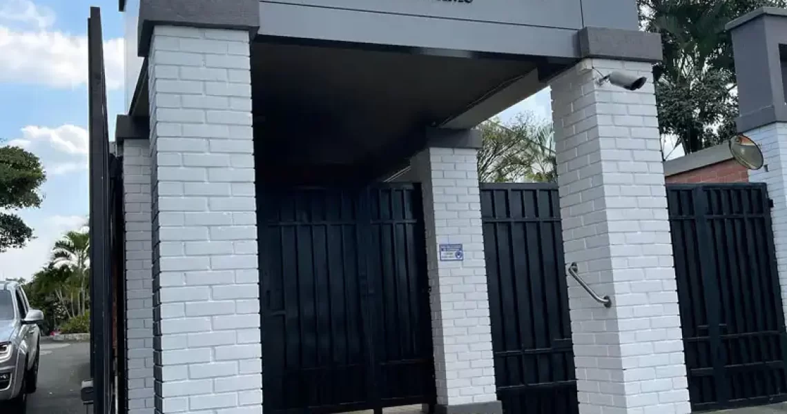 Condominio PIEDRAGRANDE (10)